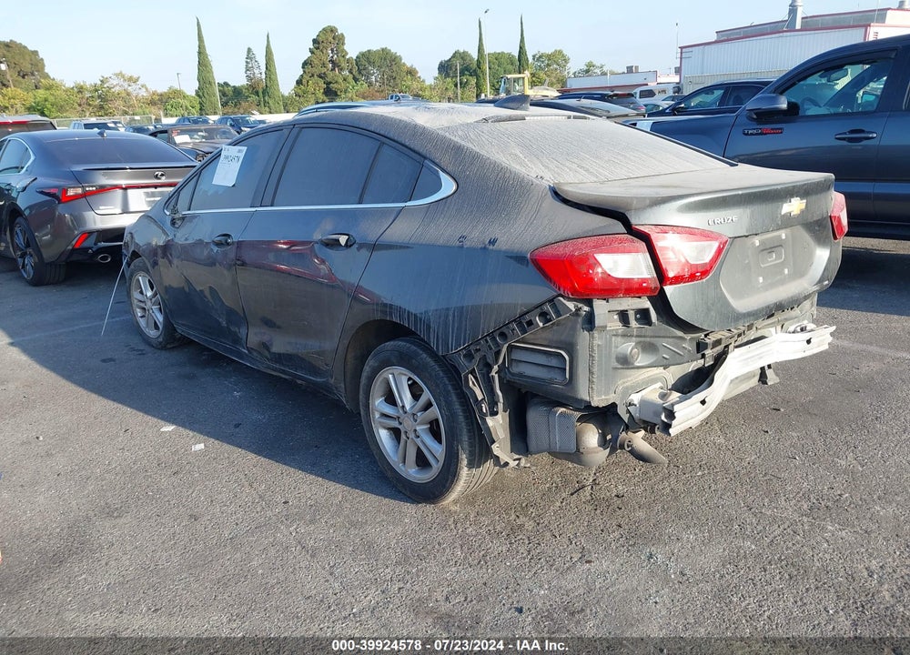 2018 CHEVROLET CRUZE VIN: 1G1BE5SM2J7108838