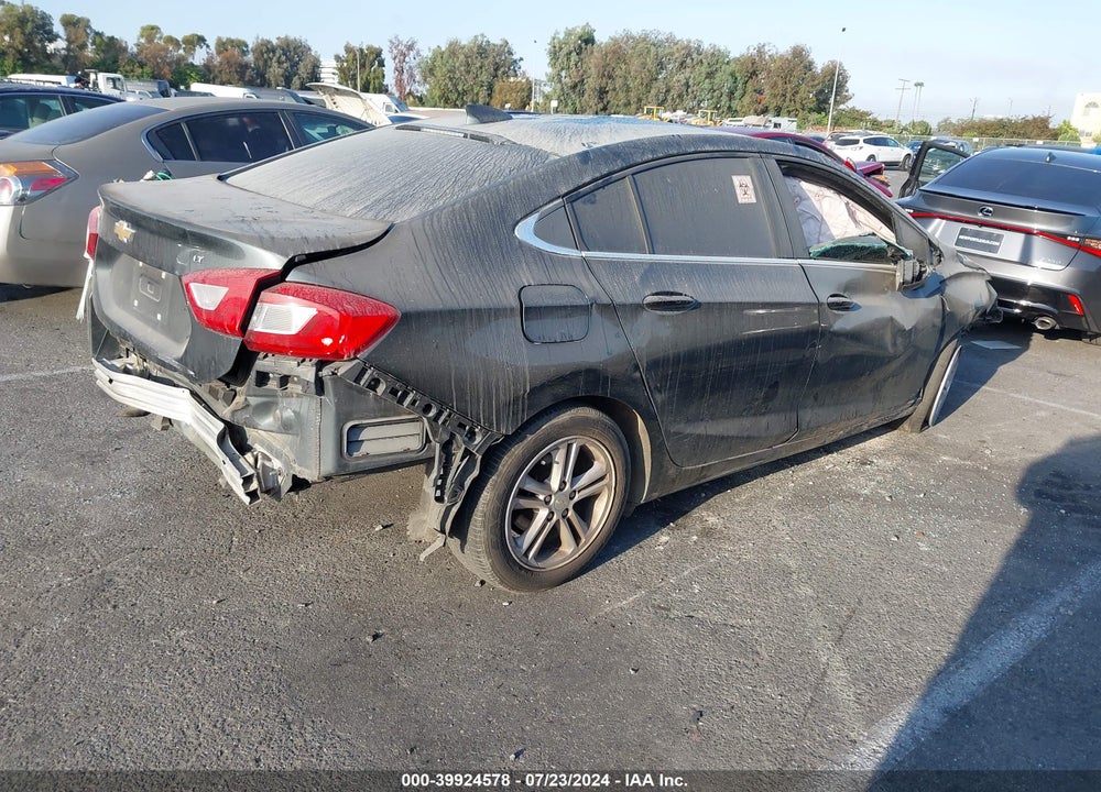 2018 CHEVROLET CRUZE VIN: 1G1BE5SM2J7108838
