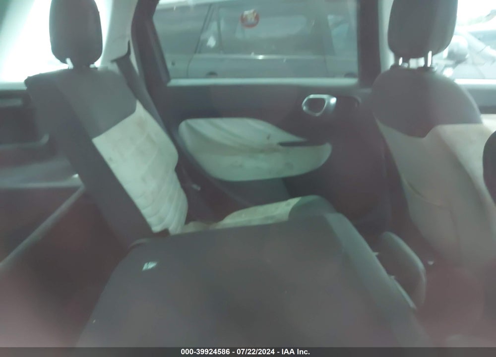 2014 FIAT 500L EASY VIN: ZFBCFABH9EZ026946