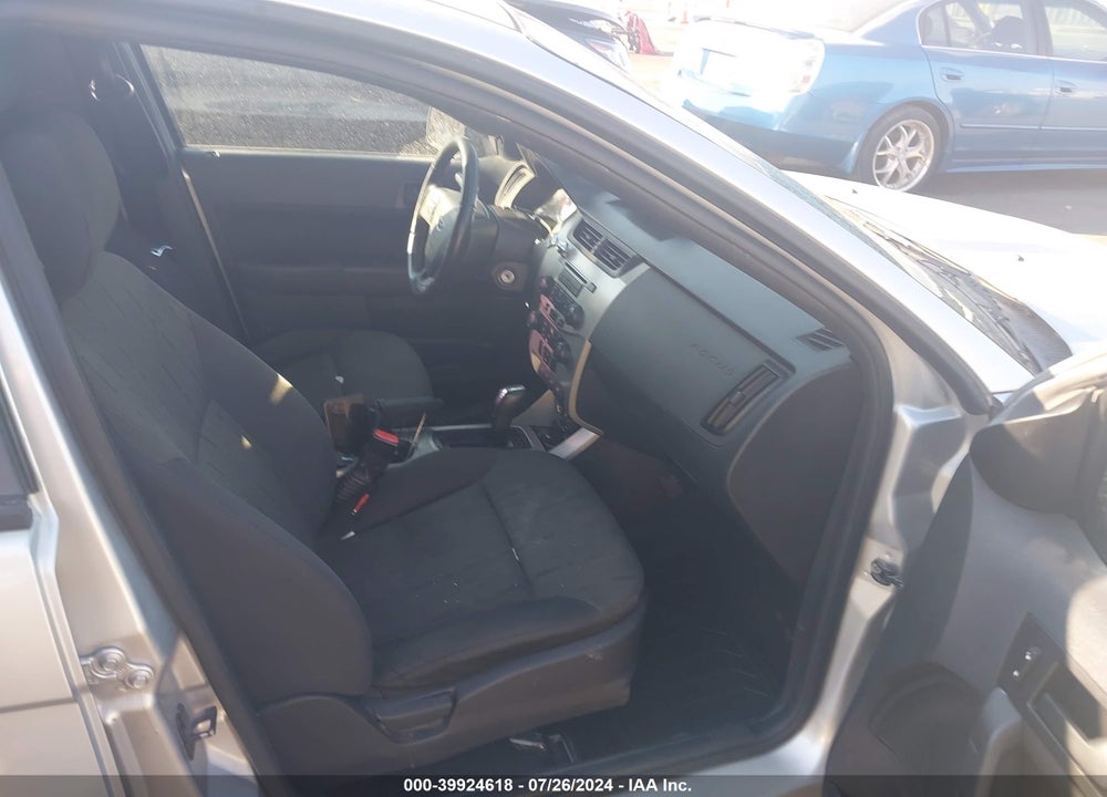 2010 FORD FOCUS SE VIN: 1FAHP3FN0AW144509