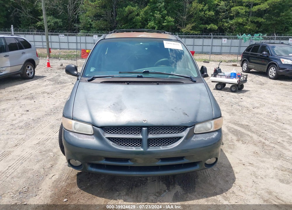 2000 DODGE GRAND CARAVAN SE VIN: 1B4GP44G0YB657628