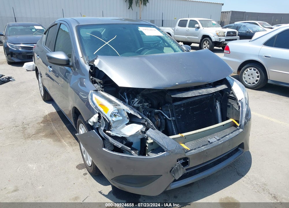 2019 NISSAN VERSA 1.6 SV VIN: 3N1CN7AP2KL832628
