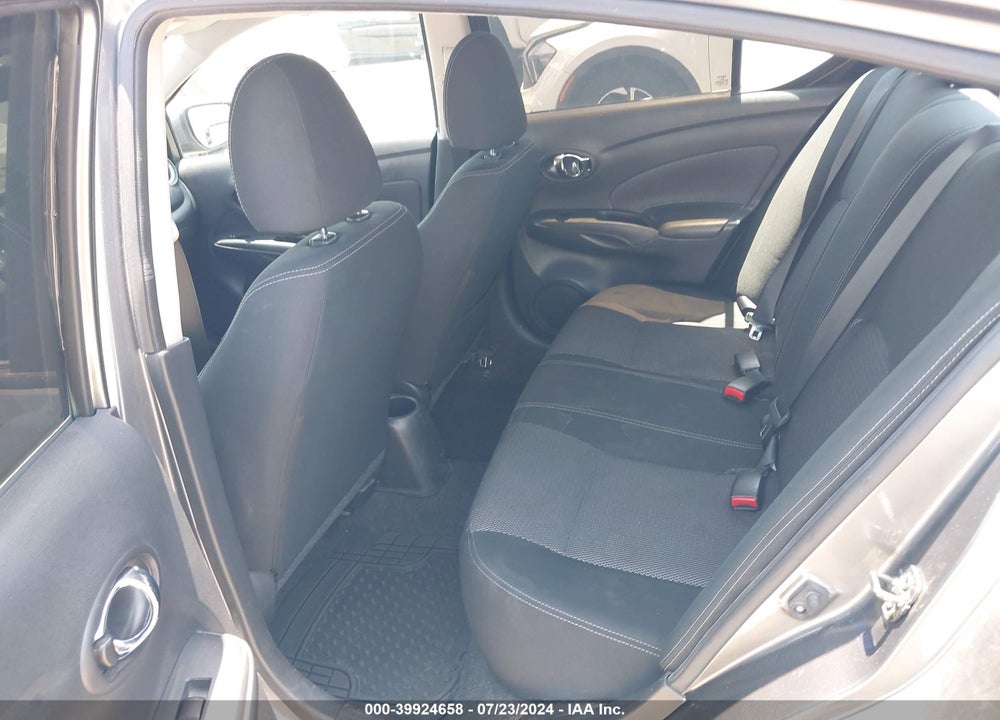 2019 NISSAN VERSA 1.6 SV VIN: 3N1CN7AP2KL832628