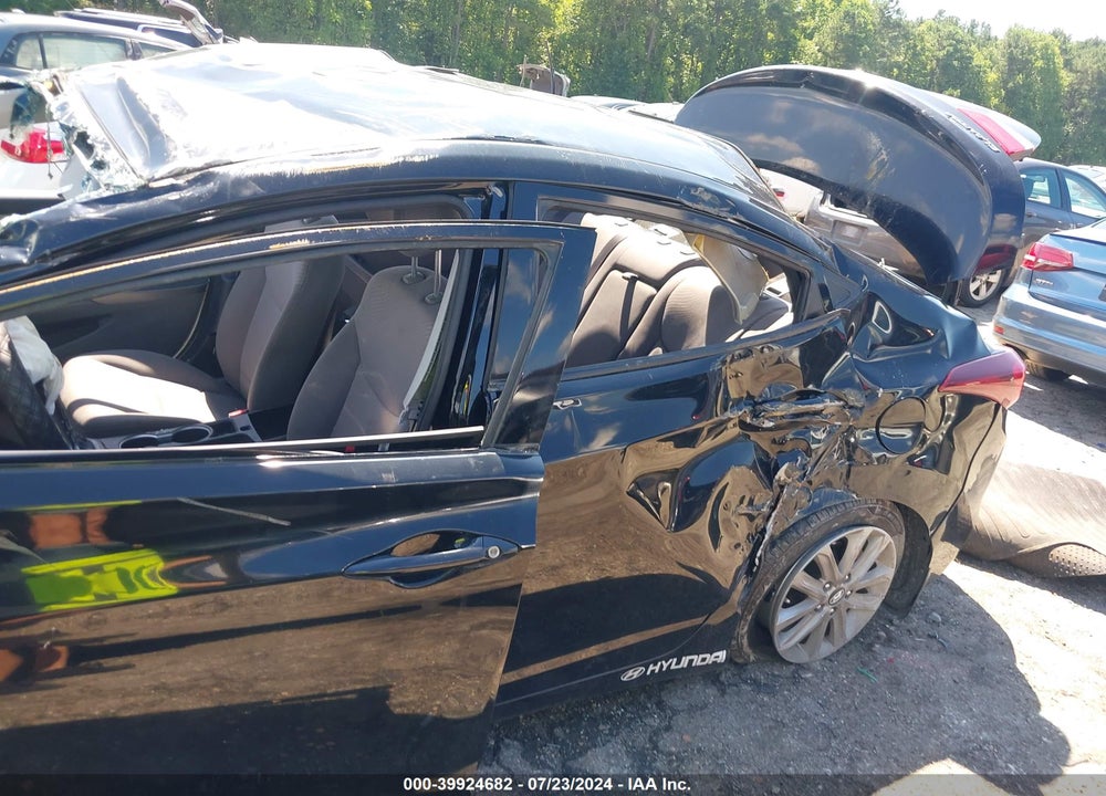 2016 HYUNDAI ELANTRA SE VIN: KMHDH4AEXGU575832