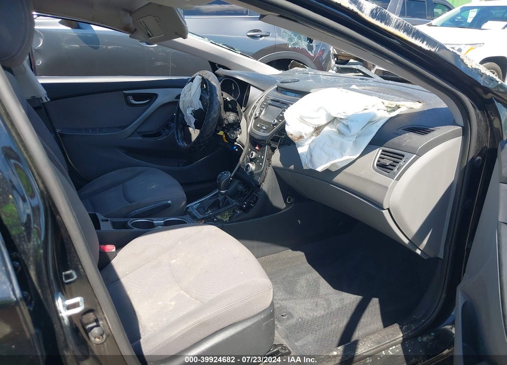 2016 HYUNDAI ELANTRA SE VIN: KMHDH4AEXGU575832