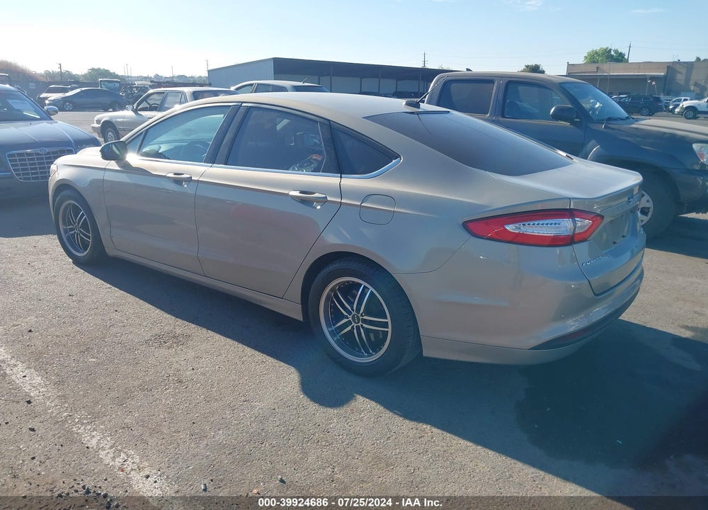 2015 FORD FUSION SE VIN: 3FA6P0HD0FR306417