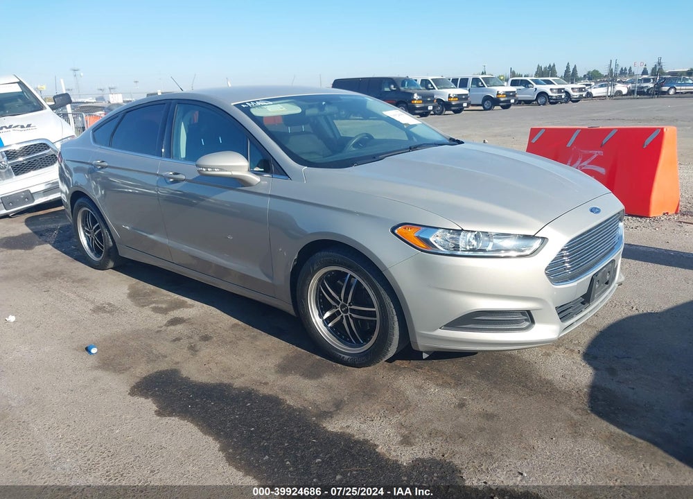 2015 FORD FUSION SE VIN: 3FA6P0HD0FR306417