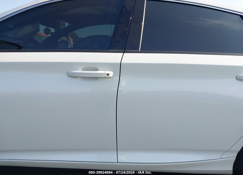 2022 HONDA ACCORD VIN: 1HGCV3F23NA043212
