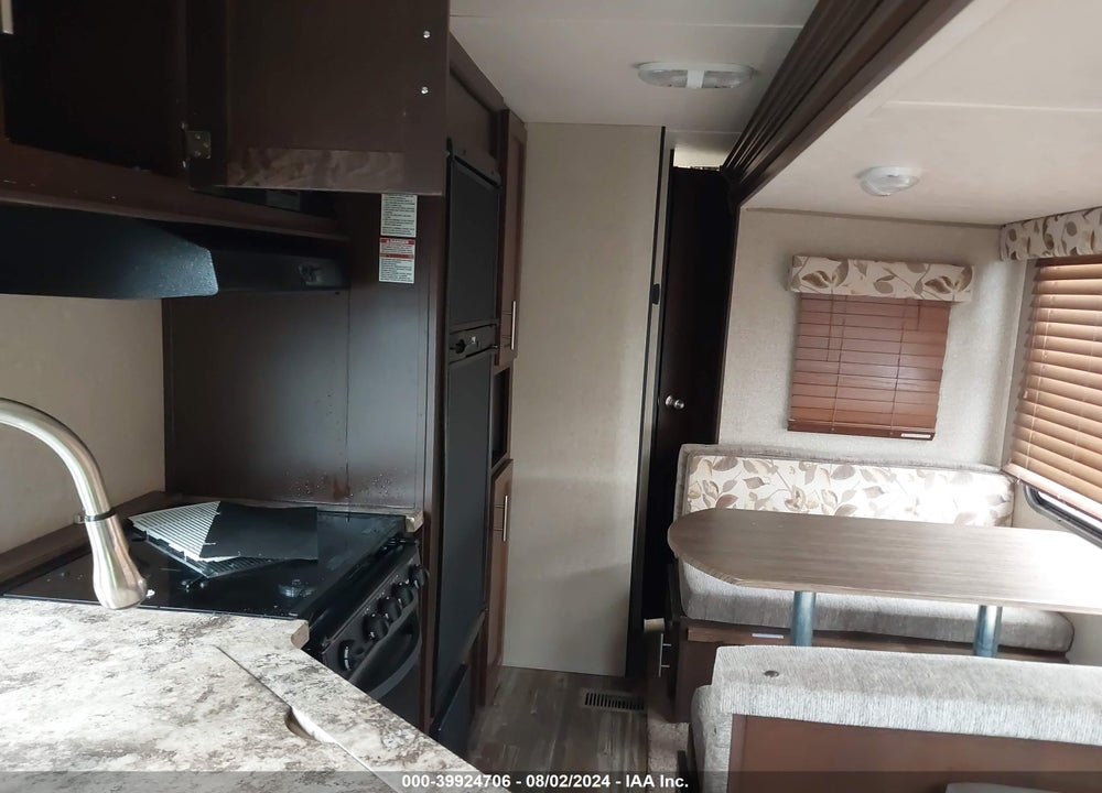 2015 FORE RIVER CHER VIN: 4X4TCKA25FX119432