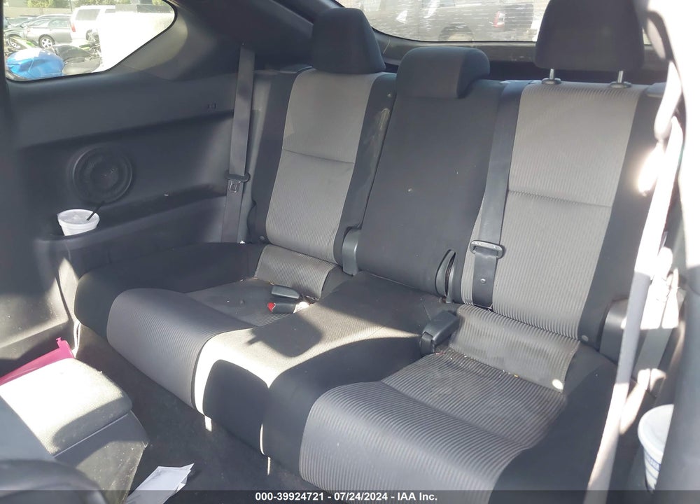 2016 SCION TC VIN: JTKJF5C73GJ014920