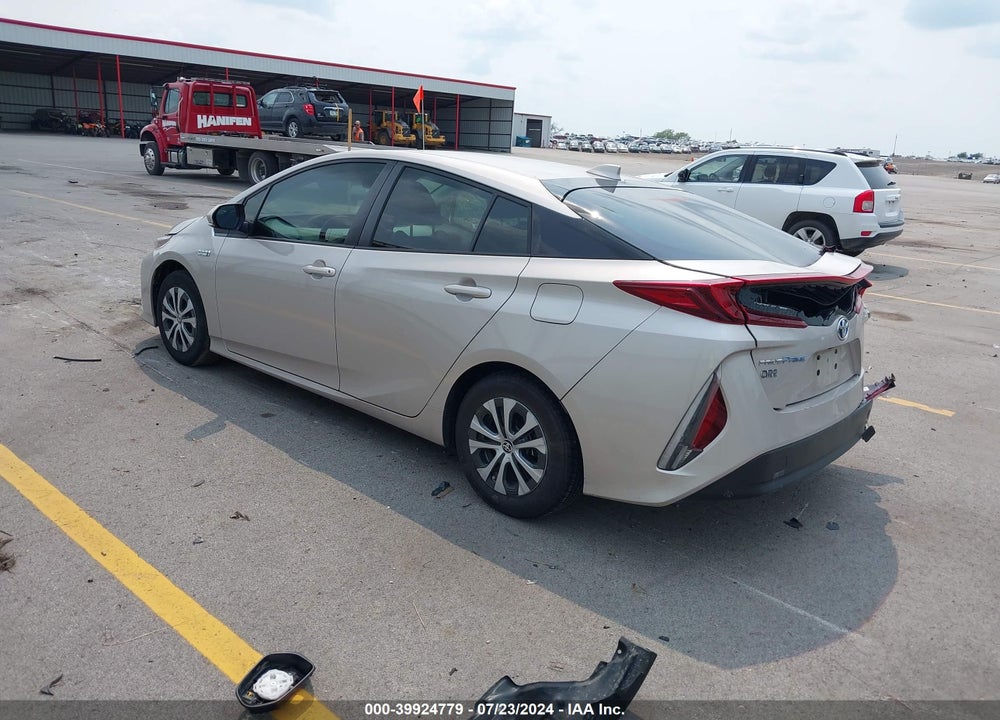 2021 TOYOTA PRIUS PRIME LE VIN: JTDKAMFP0M3179338