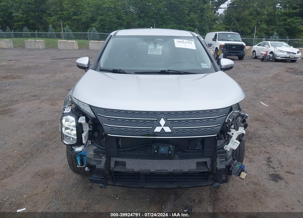 2022 MITSUBISHI OUTLANDER ES 2.5 S-AWC VIN: JA4J4TA8XNZ032367