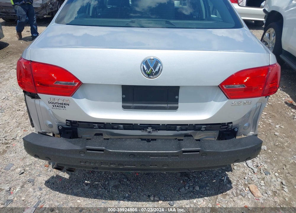 2011 VOLKSWAGEN JETTA 2.5L SE VIN: 3VWDX7AJXBM349905