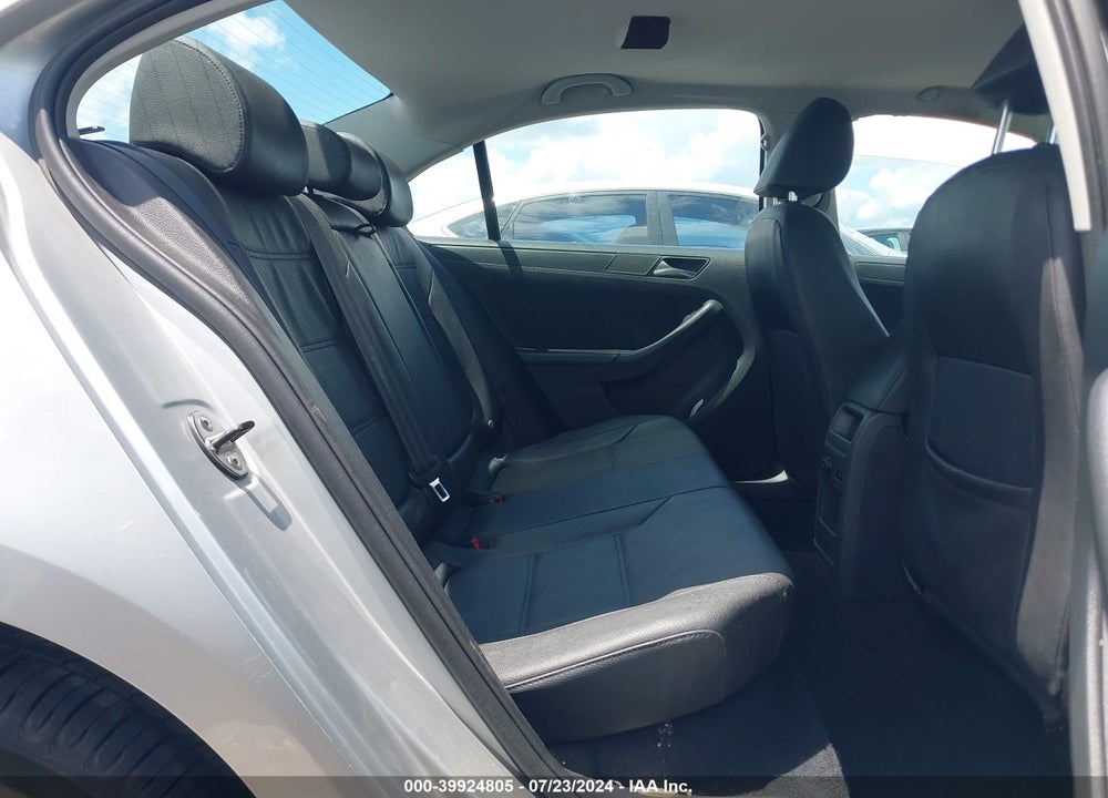 2011 VOLKSWAGEN JETTA 2.5L SE VIN: 3VWDX7AJXBM349905
