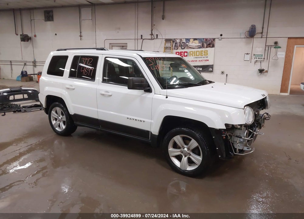2014 JEEP PATRIOT LATITUDE VIN: 1C4NJRFB8ED721666