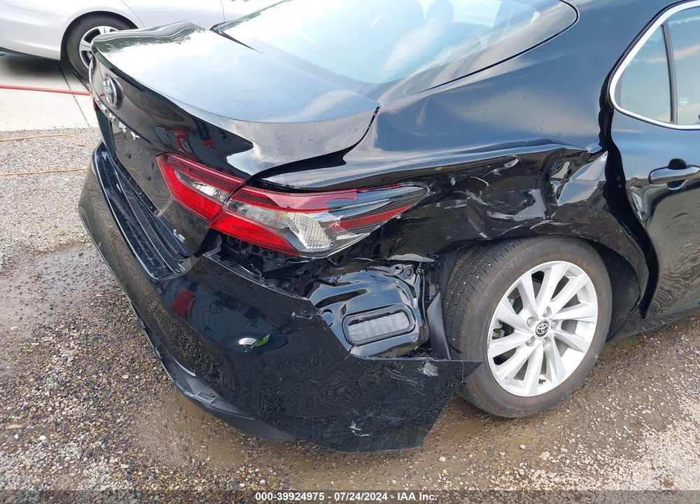 2021 TOYOTA CAMRY VIN: 4T1C11AKXMU596549