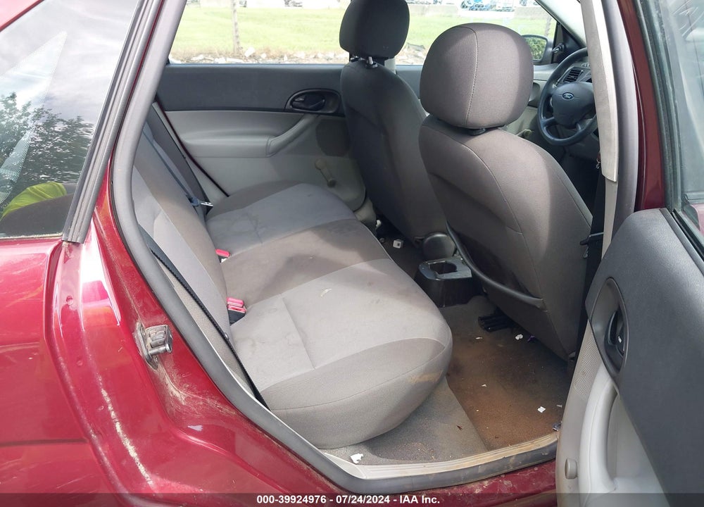 2007 FORD FOCUS VIN: 1FAFP34N37W323260