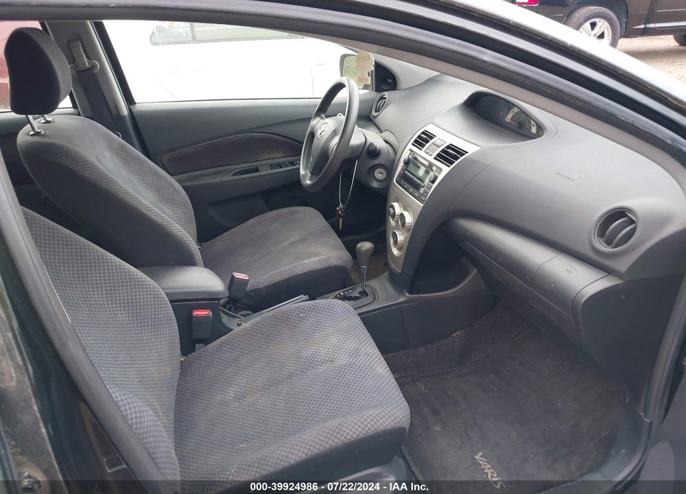 2008 TOYOTA YARIS VIN: JTDBT903981226364