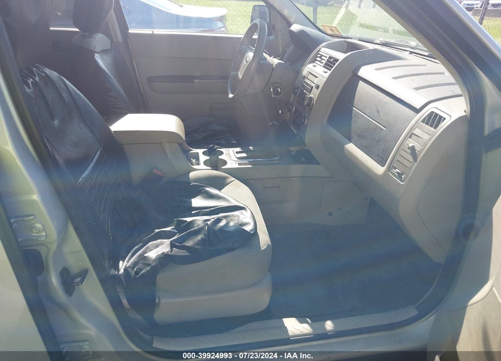 2008 FORD ESCAPE XLT VIN: 1FMCU93168KD31154