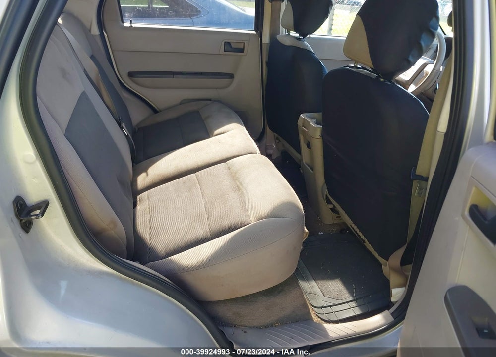 2008 FORD ESCAPE XLT VIN: 1FMCU93168KD31154