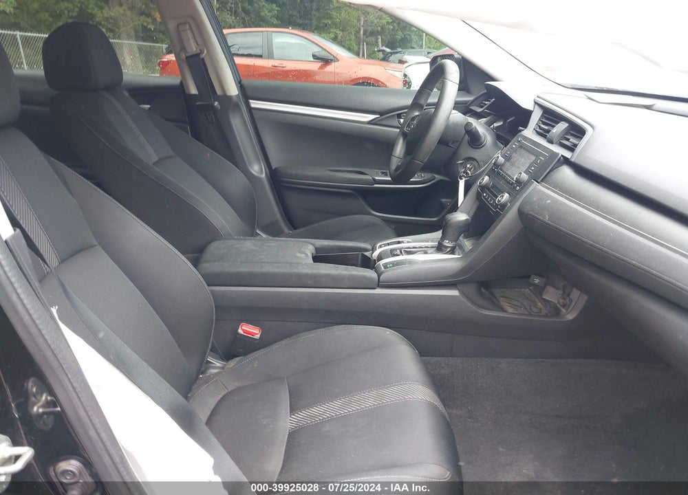 2018 HONDA CIVIC LX VIN: 2HGFC2F59JH545936