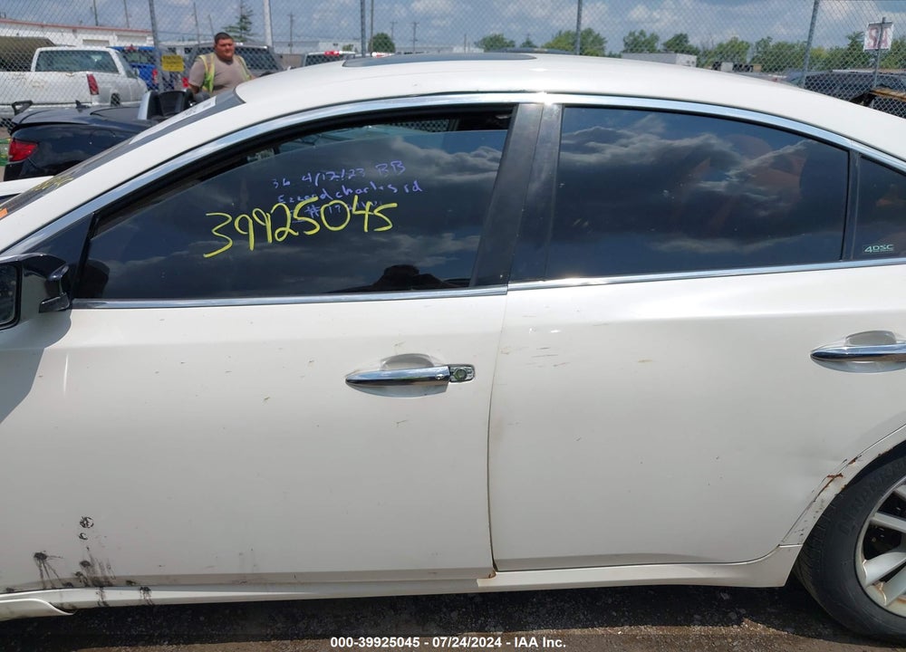 2010 NISSAN MAXIMA 3.5 S VIN: 1N4AA5APXAC843185
