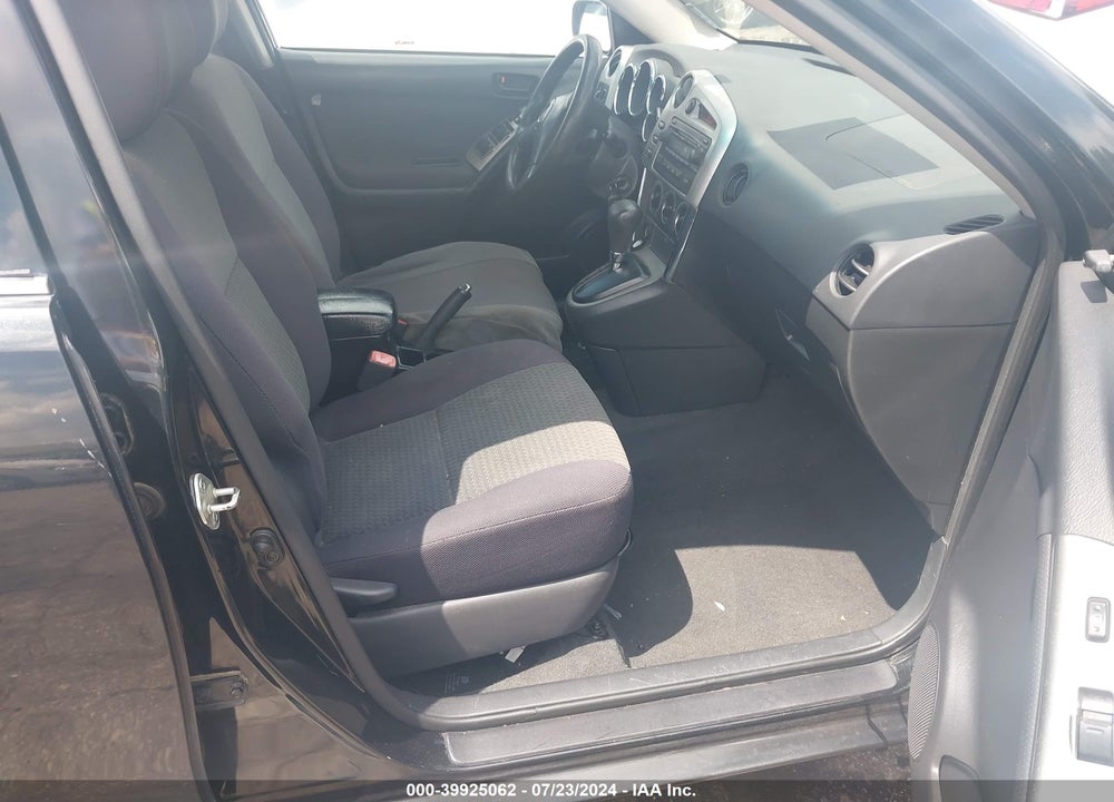 2005 TOYOTA MATRIX VIN: 2T1KR32E65C339304
