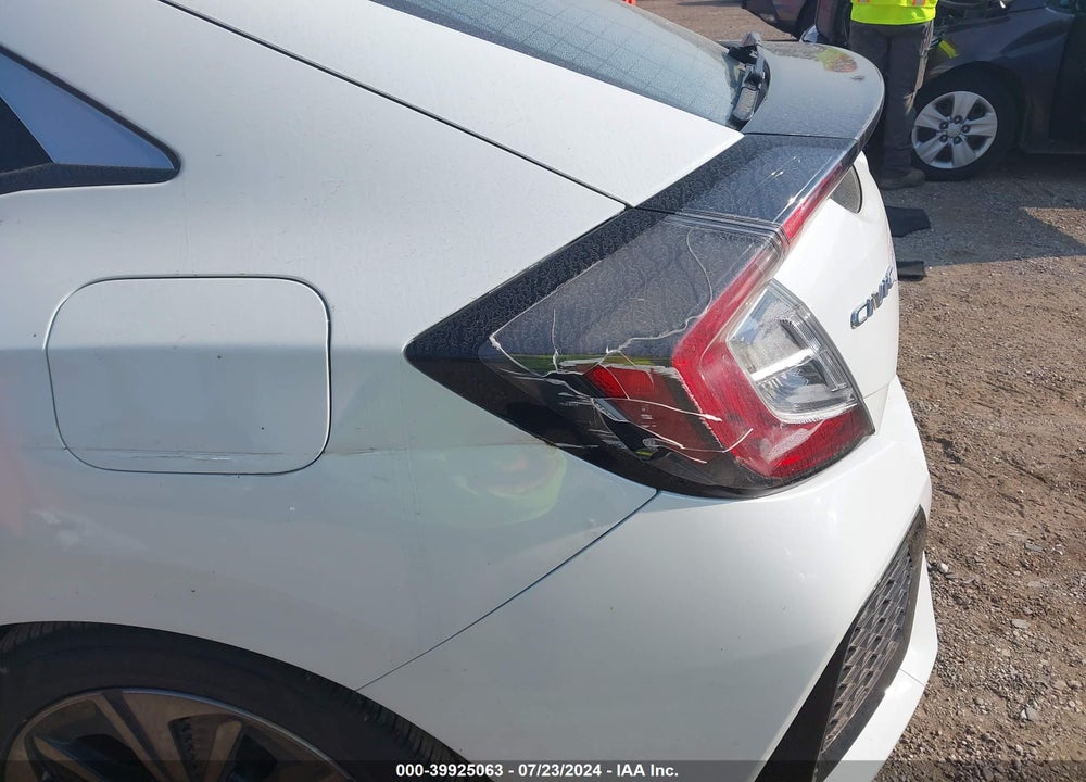 2017 HONDA CIVIC EX-L VIN: SHHFK7H86HU218138