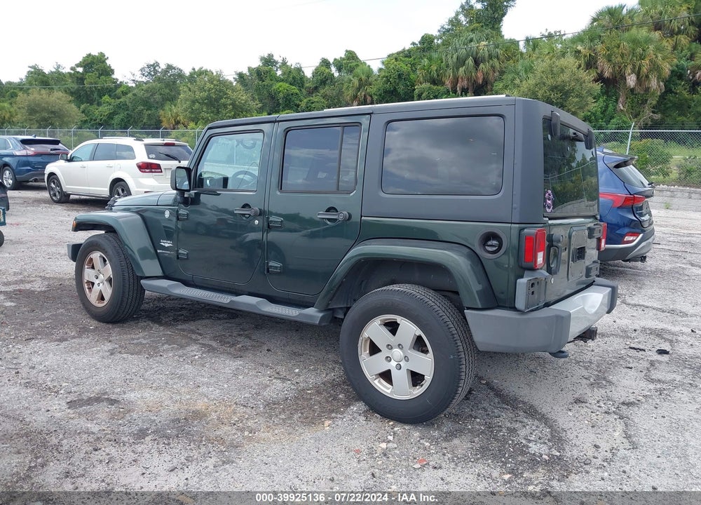 2011 JEEP WRANGLER UNLIMITED SAHARA VIN: 1J4BA5H15BL557529
