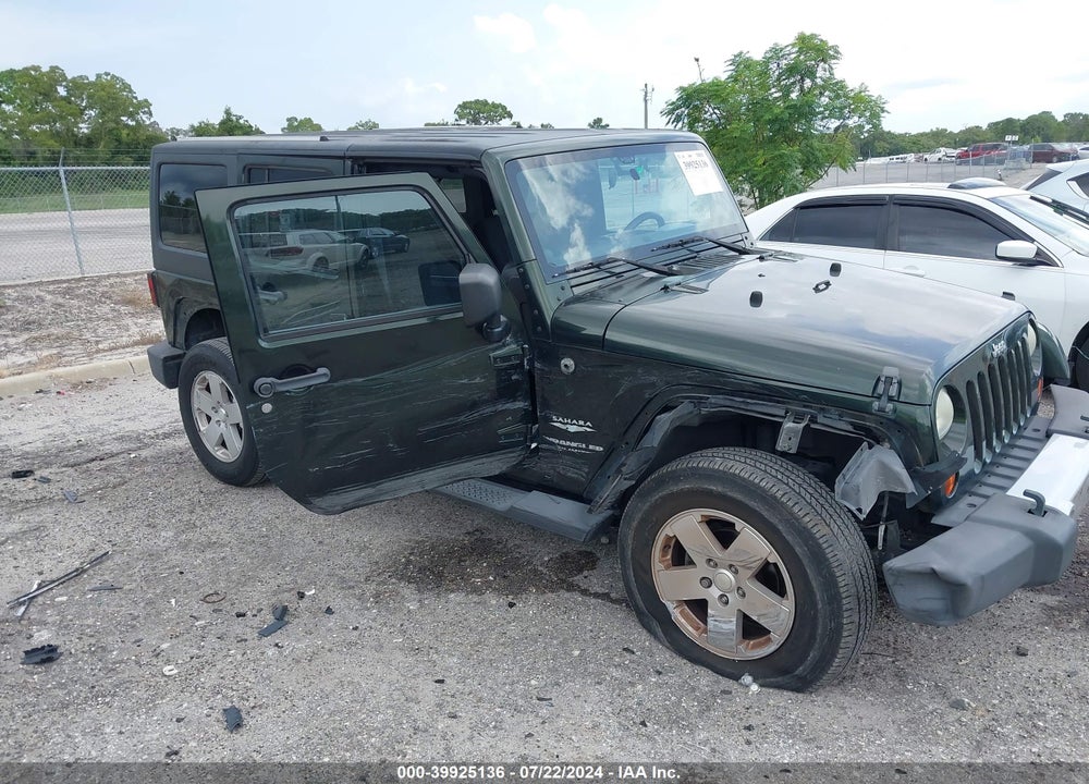 2011 JEEP WRANGLER UNLIMITED SAHARA VIN: 1J4BA5H15BL557529