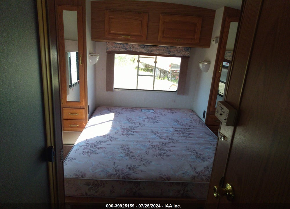 1994 FORD ECONOLINE E350 CUTAWAY VAN VIN: 1FDKE30G2RHA53964