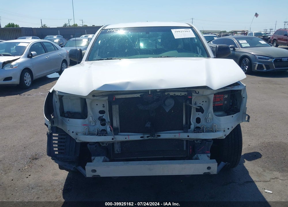 2014 TOYOTA TACOMA VIN: 5TFTX4CN2EX044670