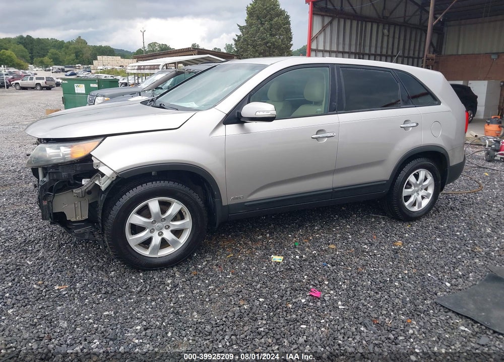 2012 KIA SORENTO LX VIN: 5XYKTCA64CG297874