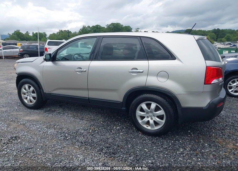 2012 KIA SORENTO LX VIN: 5XYKTCA64CG297874