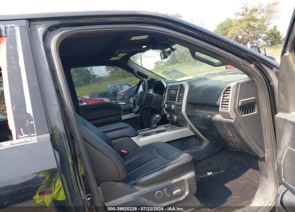 2018 FORD F-150 LARIAT VIN: 1FTEW1EG0JKF56895
