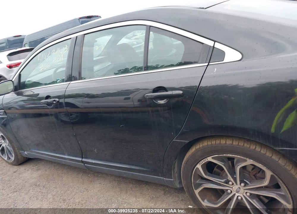 2015 FORD TAURUS SHO VIN: 1FAHP2KT5FG135143