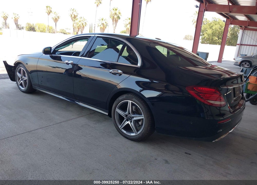 2017 MERCEDES-BENZ E 300 VIN: WDDZF4JB5HA118876