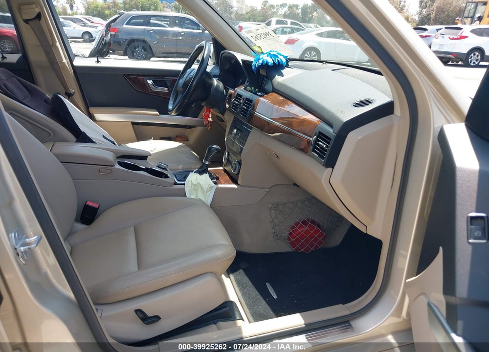 2011 MERCEDES-BENZ GLK 350 VIN: WDCGG5GB8BF685857