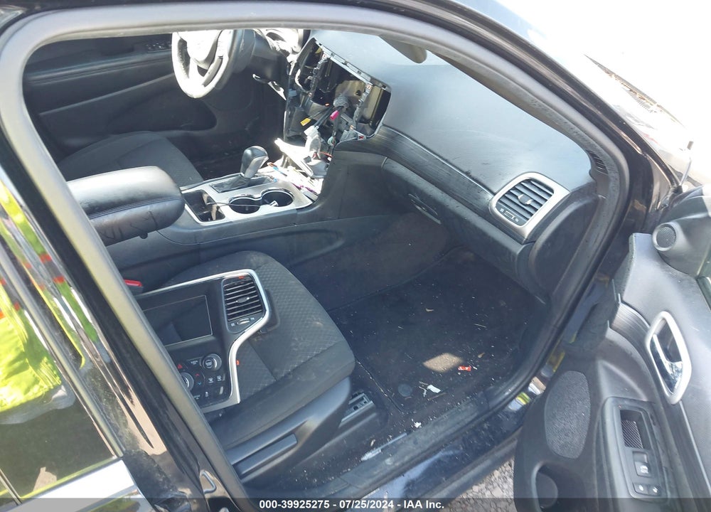 2019 JEEP GRAND CHEROKEE LAREDO E 4X4 VIN: 1C4RJFAGXKC591216