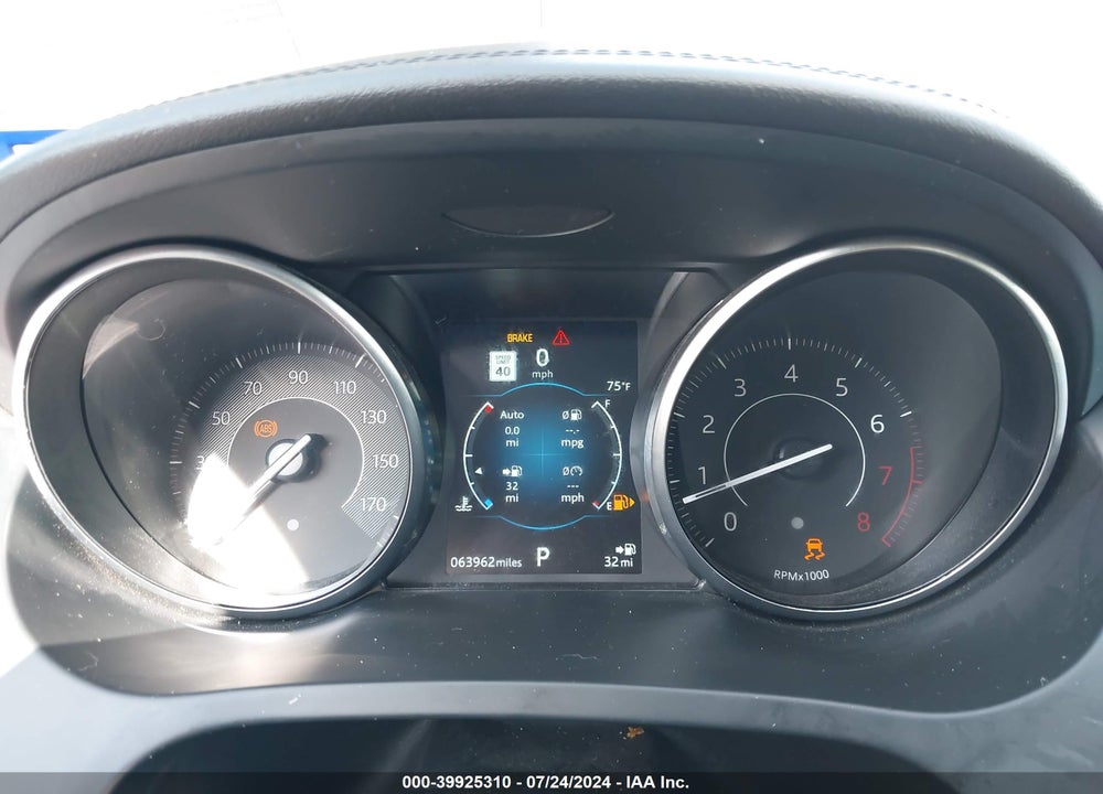 2018 JAGUAR E-PACE R-DYNAMIC S/S VIN: SADFJ2FX1J1Z25281