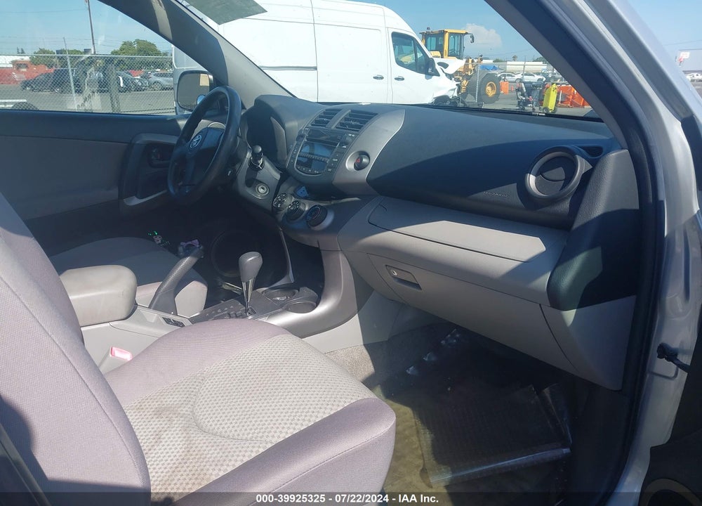 2008 TOYOTA RAV4 VIN: JTMZD33V286073187