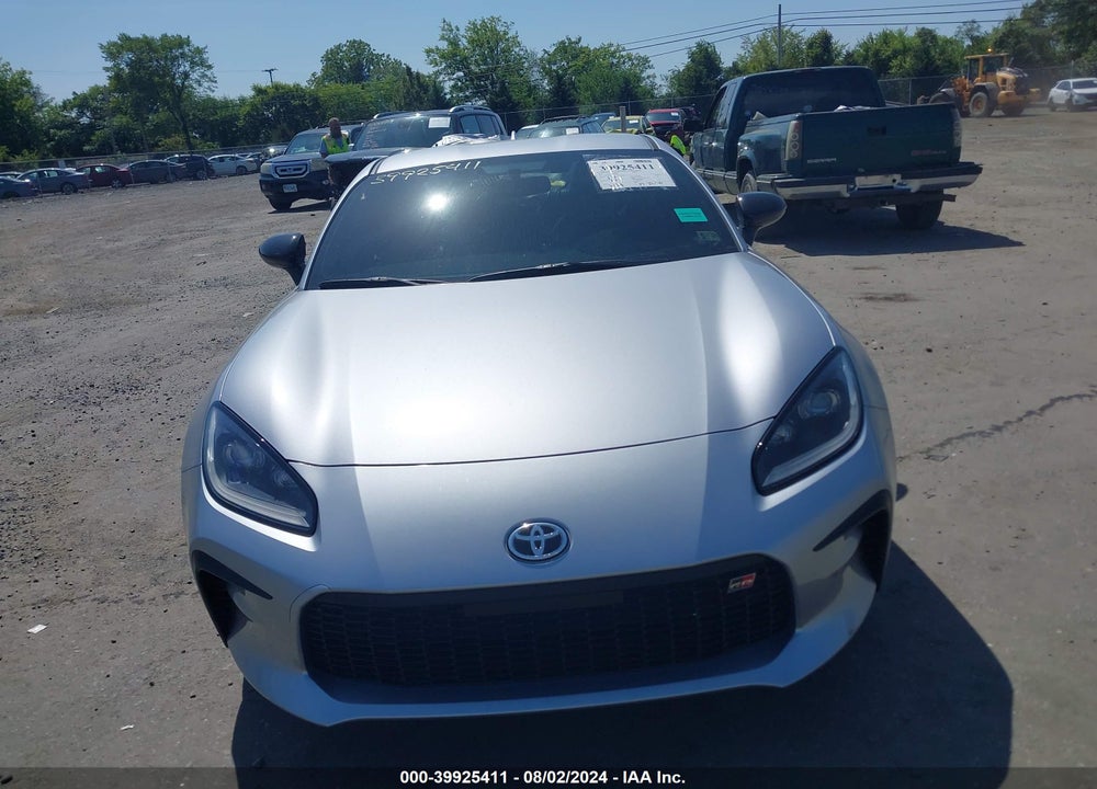 2024 TOYOTA GR86 PREMIUM VIN: JF1ZNBE17R8756256
