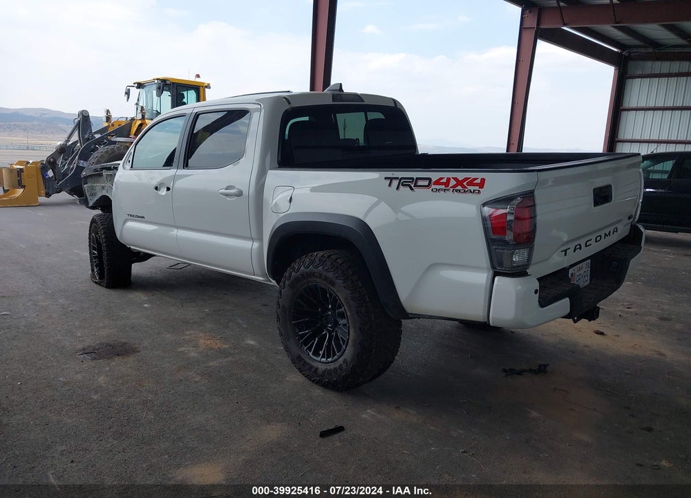 2022 TOYOTA TACOMA 4WD TRD OFF ROAD VIN: 3TMCZ5AN6NM475537