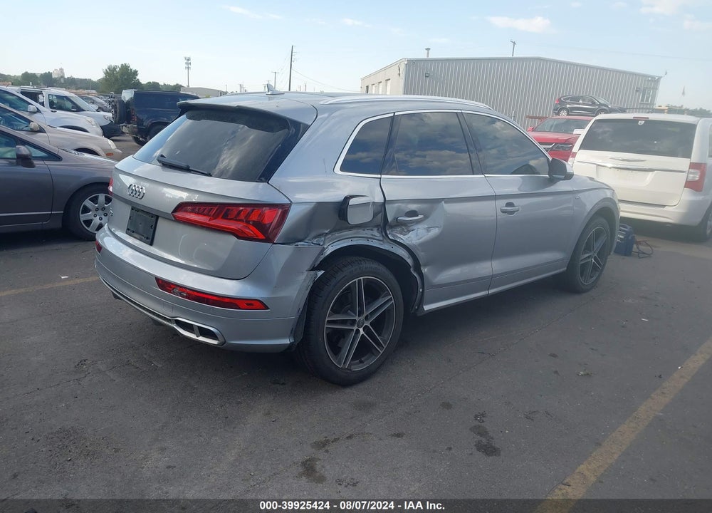 2018 AUDI SQ5 VIN: WA1C4AFY8J2042002