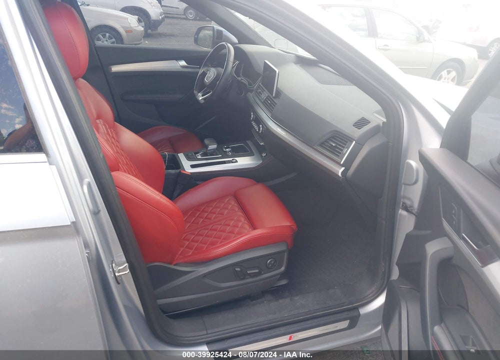 2018 AUDI SQ5 VIN: WA1C4AFY8J2042002