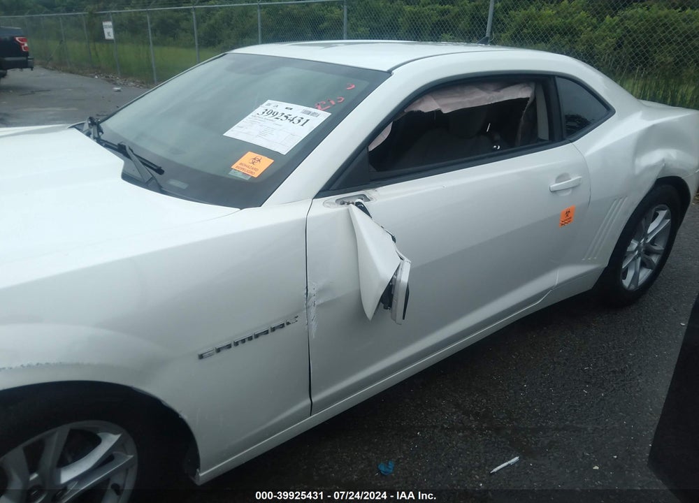 2015 CHEVROLET CAMARO 2LS VIN: 2G1FB1E34F9250605