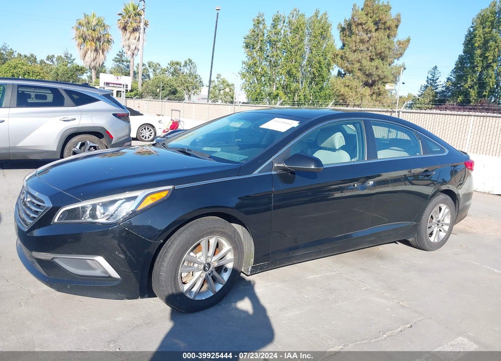 2017 HYUNDAI SONATA VIN: 5NPE24AF6HH469330