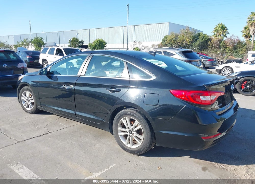 2017 HYUNDAI SONATA VIN: 5NPE24AF6HH469330