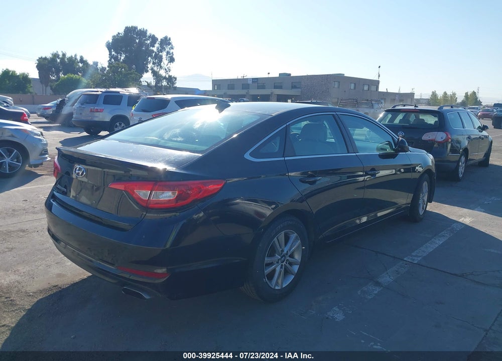 2017 HYUNDAI SONATA VIN: 5NPE24AF6HH469330