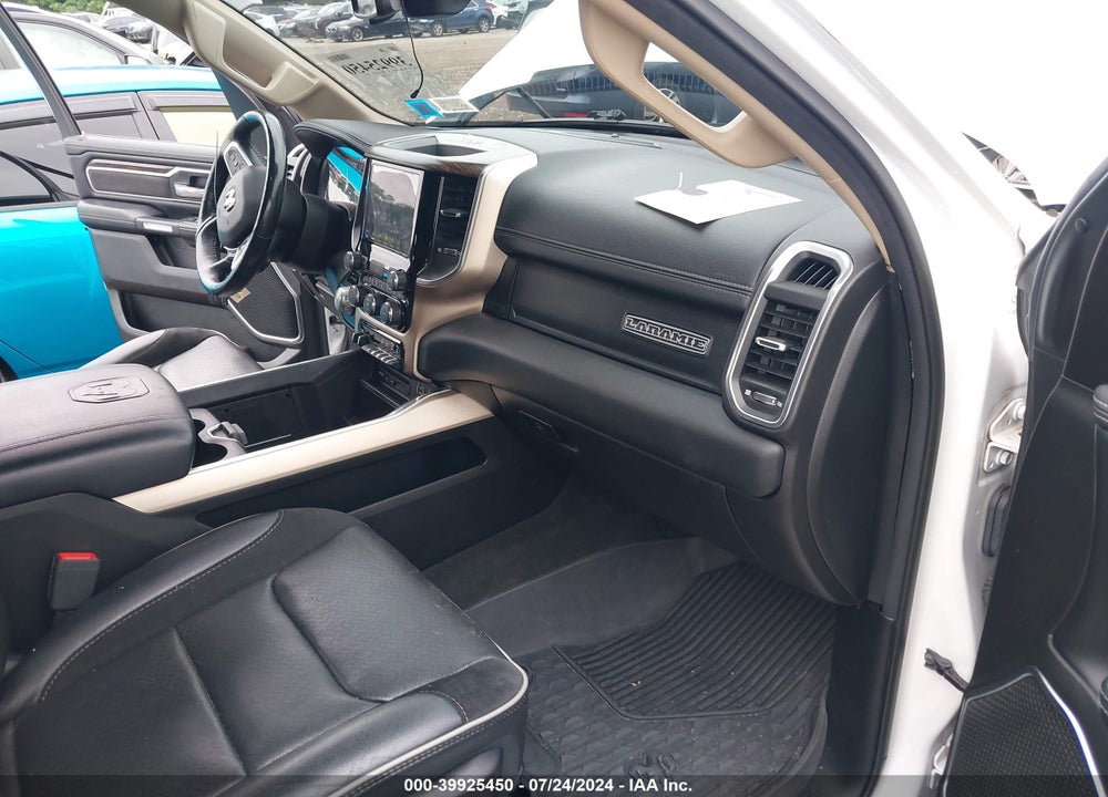 2019 RAM 1500 LAIE  4X4 5'7 BOX VIN: 1C6SRFJT2KN786813